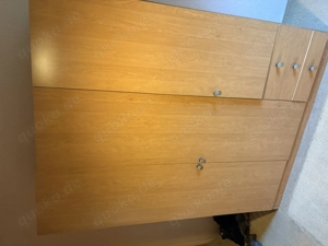 Kleiderschrank holzoptik