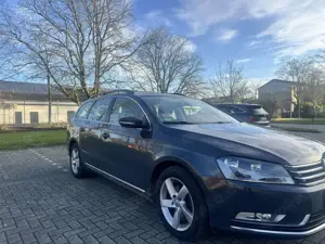 Volkswagen Passat Variant Passat Variant 2.0 Blue TDI DSG SCR R-Line