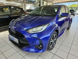 Toyota Yaris Hybrid 1.5 Teamplayer Comfort-Paket Sitzheizung LE
