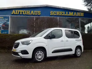 Opel Combo Life 1.5D Elegance SHZ LHZ PDC+Kam Navi-Ap