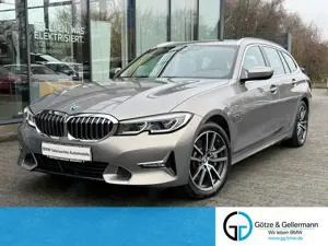 BMW 330 e Touring Luxury Line //HeadUp StopGo AHK