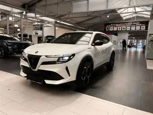Alfa Romeo Junior Speciale 1.2 VGT MHEV Technologie-Paket