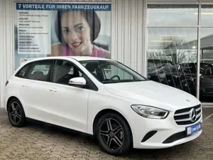 Mercedes-Benz B 180 AUTOMATIK*AHK Original*NAVI*PARK ASS*KLIMAAUT*