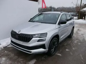 Skoda Karoq Sportline 2.0 TSI 4x4 DSG DSG*KESSY*TEMPOMAT*PD...