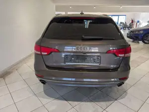 Audi A4 Avant 2.0 TSI Navi Xenon AHK Bild 4