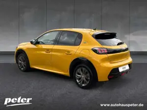 Peugeot e-208 e-208 Allure 136 +11KW OBC+Navi+EPH+SHZ Bild 3