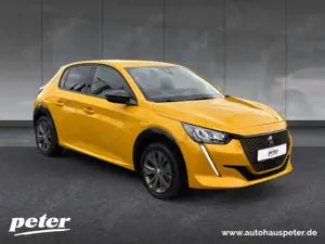 Peugeot e-208 e-208 Allure 136 +11KW OBC+Navi+EPH+SHZ Bild 5