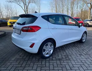 Ford Fiesta gepflegter 5-Türer 1.1 S Cool  Connect, 1.Hand Bild 4