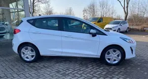 Ford Fiesta gepflegter 5-Türer 1.1 S Cool  Connect, 1.Hand Bild 3