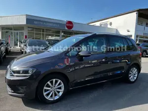 Volkswagen Golf Sportsvan 1.2 TSI Lounge *NAVI*SHZG*AHK*