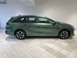 Kia Ceed SW / cee'd SW 1.0 T-GDI Garantie SHZ Kamera Bild 4