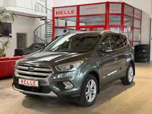 Ford Kuga Titanium *Scheiben-Sitzheiz.+AHK+KAMERA*