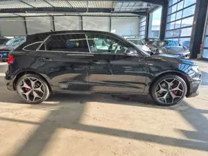Audi A1 SPORTBACK 40 TFSI S LINE DYNAMICPAKET ACC CAM Bild 4