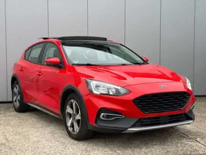 Ford Focus 1.5 Ecoboost Active *PANORAMA*KAMERA*NAVI*