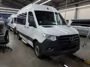 Mercedes-Benz Sprinter 317 Kombi L2H2 Mobility Rollstuhl Lift Bild 4