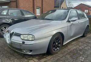 Alfa Romeo 156 156 Sportwagon 2.0 JTS Distinctive Bild 2