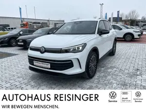 Volkswagen Tiguan 1.5 eTSI Goal DSG (IQLight+NAVI+AHK+Area-RearView+