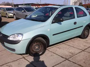 Opel Corsa Basis / Mit 1 Jahre TÜV