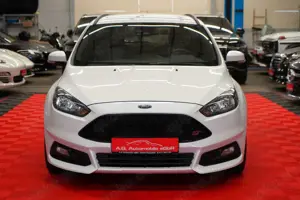Ford Focus Bild 2