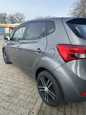 Hyundai iX20 Bild 3