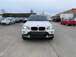 BMW X5 xDrive30d Bild 2