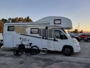 Caravans-Wohnm Carado Carado A 464 Wohnmobil 6 P AHK Markise Autark Bild 2