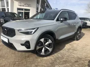 Volvo XC40 B3 Plus Dark