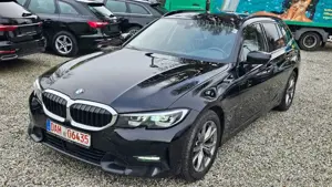 BMW 318 touring 318 d sport line Automatik, Leder*LED*Navi