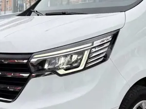 Renault Trafic Combi L1H1 Life 2.0 BLUE dCi 150 +RADIO+PDC+UVM+ Bild 5