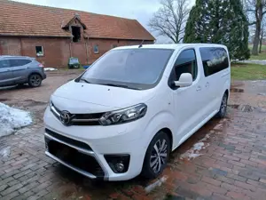 Toyota Proace Proace 2,0-l-D-4D L2 (8-Si.) Verso Family Comfort