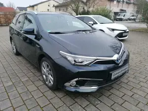 Toyota Auris Touring Sport 1,8-l-Hybrid Executive Bild 4