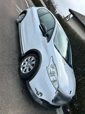 Peugeot 208 120 VTI Allure