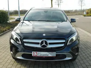 Mercedes-Benz GLA 250 GLA 250 4Matic URBAN/Progressive-Paket GARANTIE