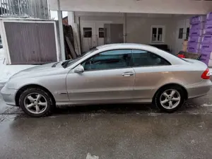 Mercedes-Benz CLK 200 CLK-Klasse Coupe Coupe Kompressor Avantgarde