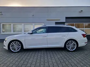 Skoda Superb Combi Style 2.0TDI *Pano*DigiCockpit*DAB