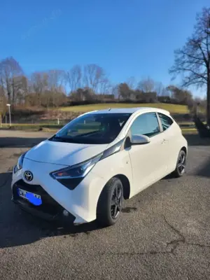 Toyota Aygo x-play