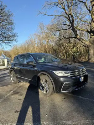 Volkswagen Tiguan R-Line SHZ Pano AHK Head up