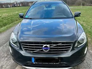 Volvo XC60 XC60 Diesel D4 AWD Momentum, AHK, Querlenker Achsfedern Bremsen Klimakompressor 2024 neu,