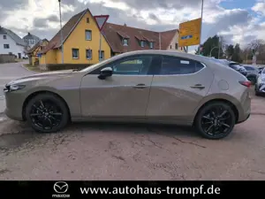 Mazda 3 2.5L 140PS 6MT FWD Homura