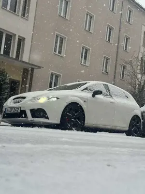 SEAT Leon 2.0 T FSI FR