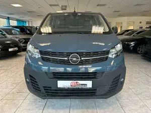 Opel Vivaro Bild 2