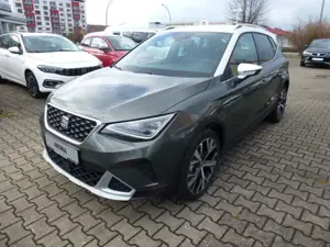 SEAT Arona Xperience 1.0 TSI + SHZ + NAVI + LED