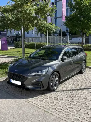 Ford Focus Focus Turnier 1.0 EcoBoost Start-Stopp-System ST-LINE