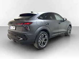 Audi Q3 Sportback TFSI quattro S tronic AHK*MATRIX*NAV*... Bild 5