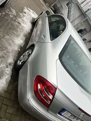 Mercedes-Benz E 240 4Matic Elegance