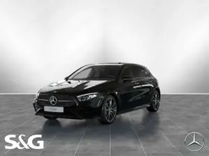 Mercedes-Benz A 200 AMG MBUX+RüKam+LED+Pano+Standhzg+Night+19