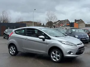 Ford Fiesta 1,25 HU neu/Klima/Alu/ Bild 4