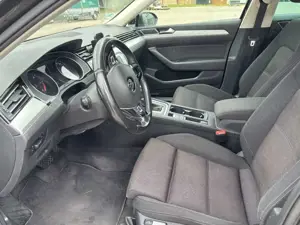 Volkswagen Passat Variant Passat Variant 2.0 TDI DSG (BlueMotion Technology) Comfortline