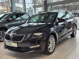 Skoda Octavia Combi 1.5 TSI Clever *AHK, SHZG*