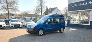 Opel Combo Panorama Rollstuhlumbau Rampe Kamera Bild 5